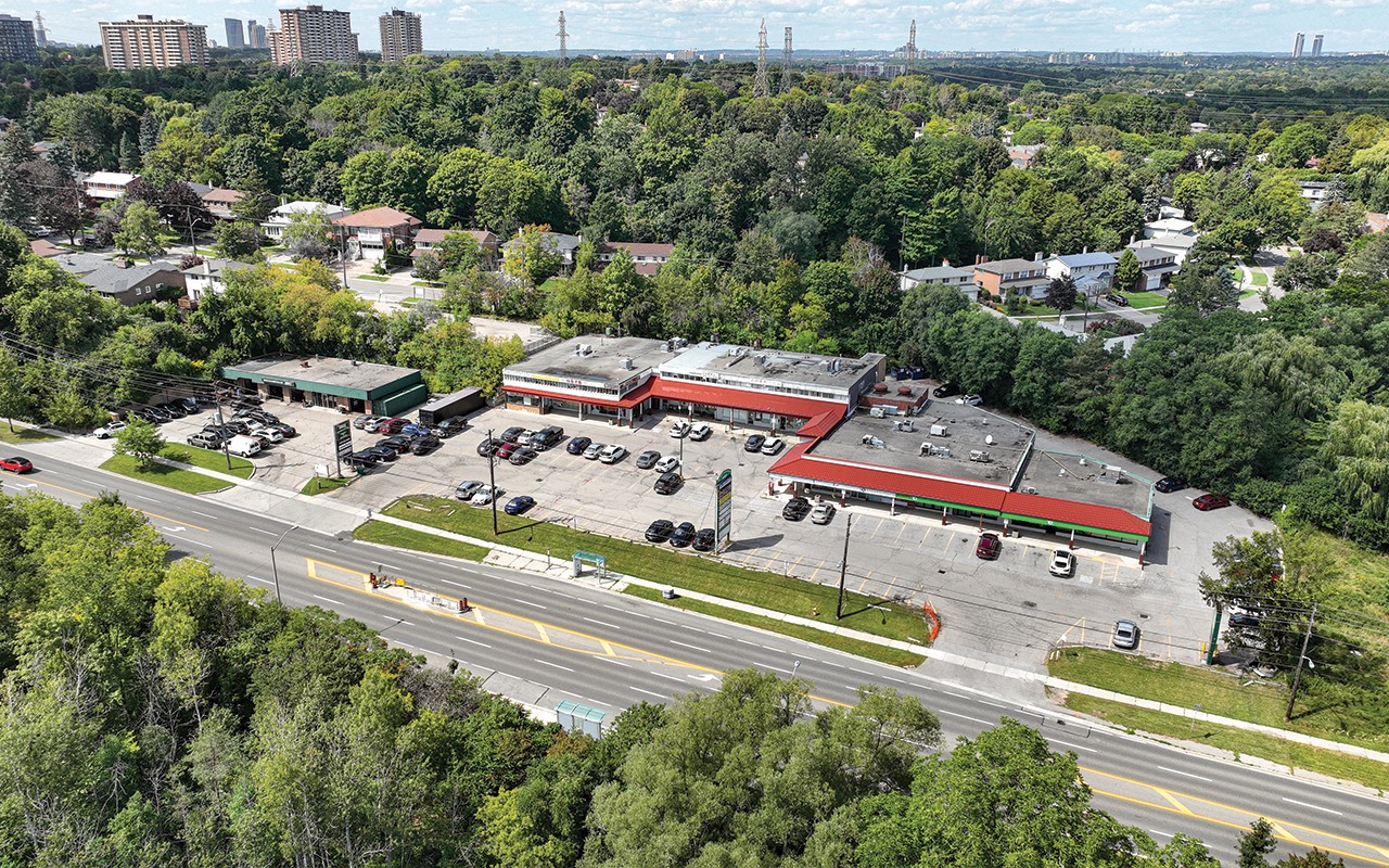 630-686 Finch Avenue E Aerial View