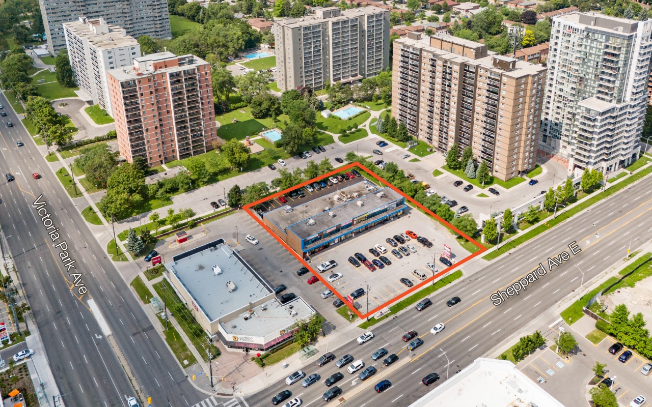 2912-2926 Sheppard Avenue E Aerial View with Property Outlined